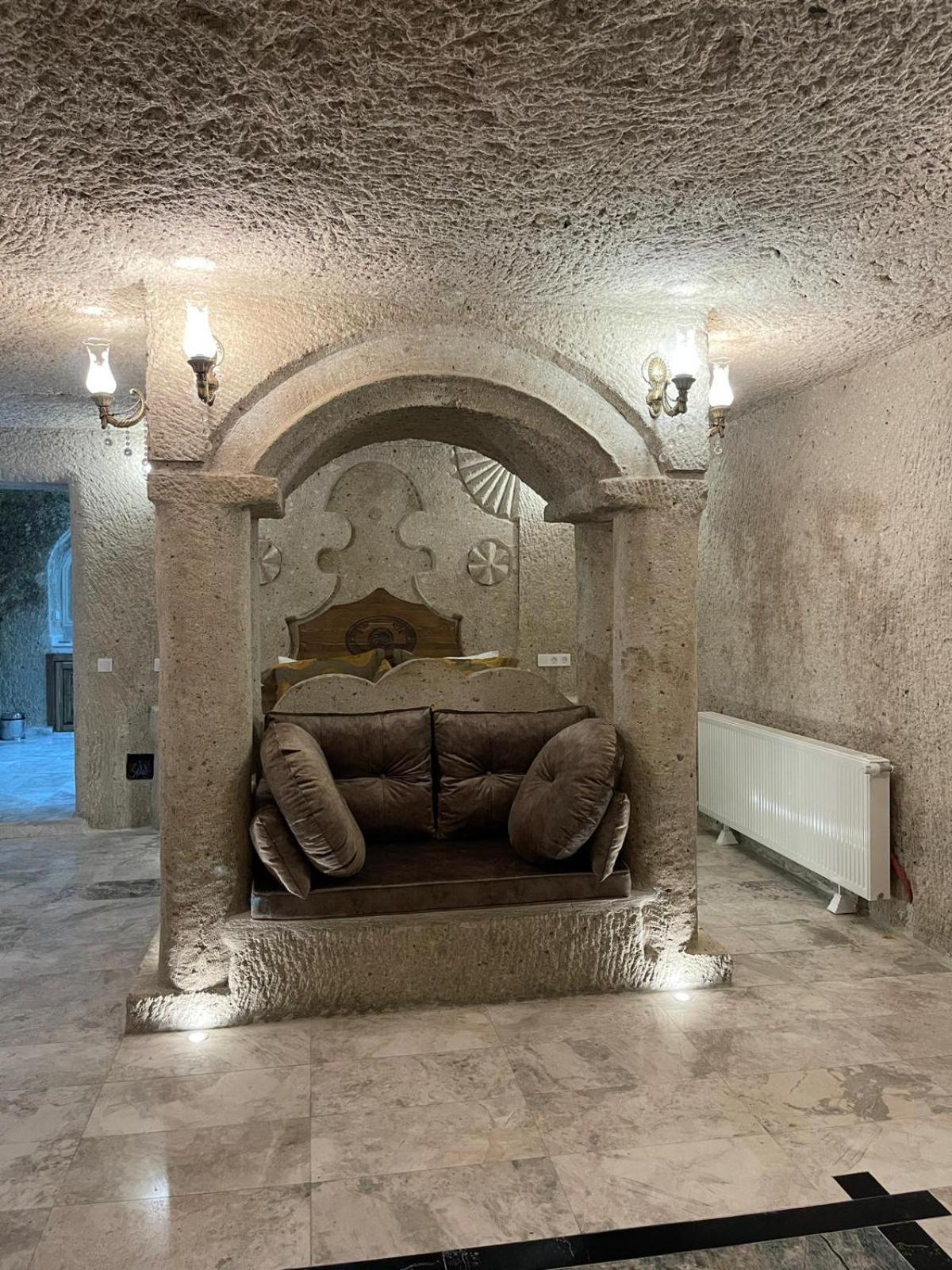 Cappadocia Empire Cave Hotel Göreme Buitenkant foto
